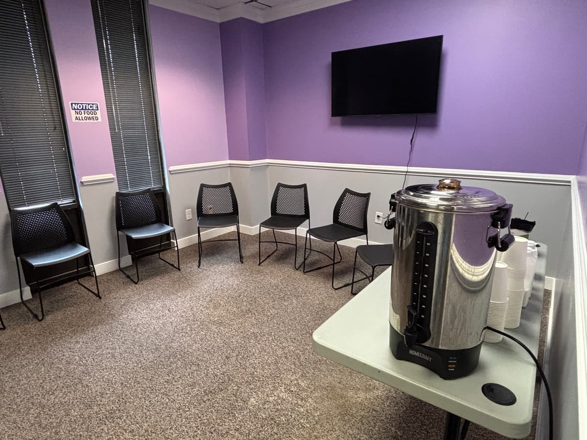 A clinical focus group room inside the RCRS PHP center used for therapeutic small-group sessions