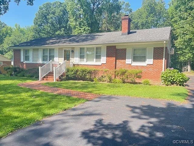 Exterior of an RCRS ASAM 3.1 residential home in the Richmond area